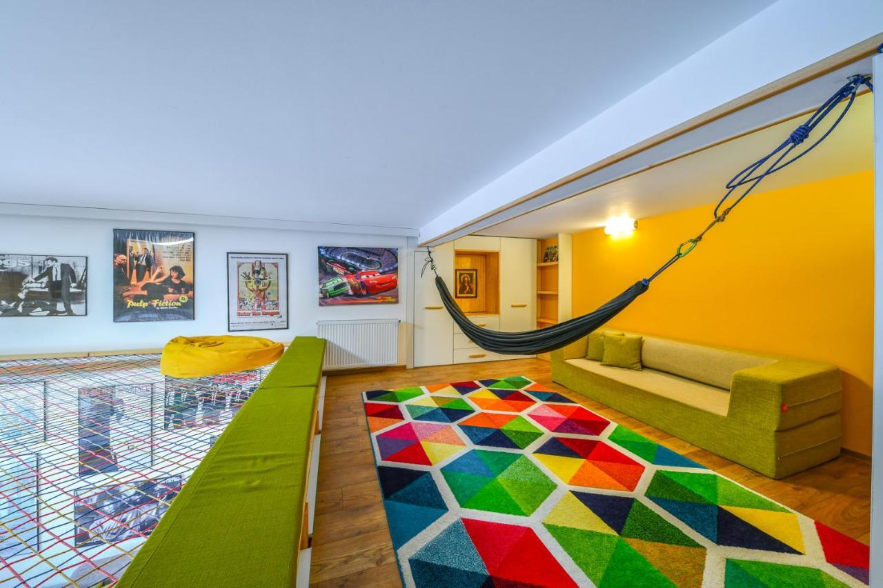 The Movie Apartment Kolozsvár Kültér fotó